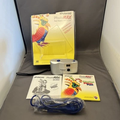 Vintage Polaroid PhotoMAX FUN! Digital 320 Camera - Silver, Opened Package - Image 1 of 4