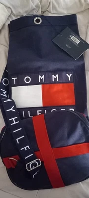 Tommy Hilfiger Weekend Ieave 行李袋(全新带标签)复古 90 年代 — 第 1/4 张图片