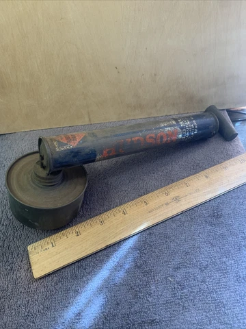 Vintage Hudson Tin Hand Pump Bug Insecticide Sprayer. Decorative Non Working!! Cover