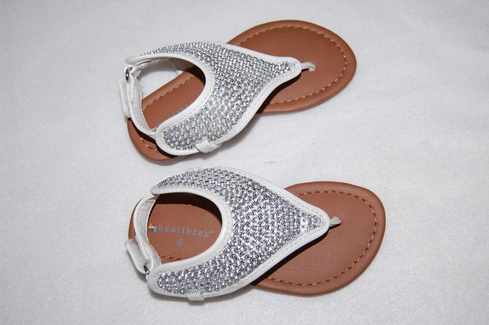 Niñas Pequeñas SANDALIAS DE TANGA BLANCAS PLATEADAS Vestido Elegante HIGIROS PEDRERÍA Adorable 2 Foto 1 de 1