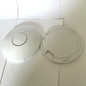 Ubiquiti Unifi AP Wireless Access Point - Picture 1 of 6