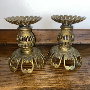 Par de candelabros de latón de colección Japón decoración de pátina pesada ornamentada - Imagen 1 de 11