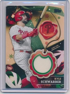 Maglia Kyle Schwarber 2024 Topps Holiday Relics RC-KS Phillies Cubs 4 corse in casa! - Foto 1 di 2