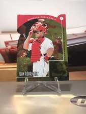 1998 Donruss Preferred #25 Ivan Rodriguez Preferred Seating Die Cut Parallel