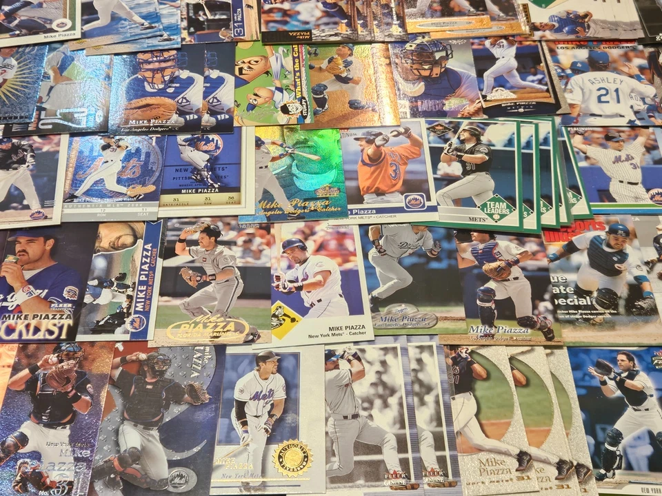 MIKE PIAZZA YOU PICK SEE SCANS EVERY CARD INSERTS, RC'S HUGE LOT #2 SEE LOT#1 - Image 1 of 1