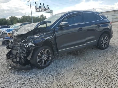 MKC       2019 Alternator 746986 - Image 1 of 4