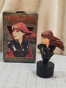 Black Widow Marvel Mini-Bust Sculpted by Randy Bowen No. 604 of 5000 W/ Box - Picture 1 of 11