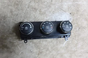 2011-2013 Jeep Wrangler JK OEM AC Heater Climate Control 55111170 - Picture 1 of 7