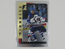MARK MESSIER 1997 PINNACLE BE A PLAYER SILVER AUTOGRAPH AUTO! NEW YORK RANGERS!