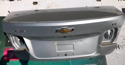 Chevrolet Cruze 2010-2015 maletero tapa puerta trasera puerta levadiza plateada OEM Foto 1 de 4