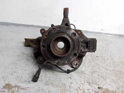 Buje delantero izquierdo pasajero RENAULT MEGANE 12-17 MK3 1.5 diésel N/S 0000498358 Foto 1 de 4