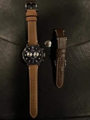 Reloj para hombre Shinola The Canfield cronógrafo esfera azul marino (usado) 2 correas Foto 1 de 3