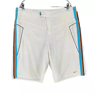 Nike Blanco Activewear Pantalones Cortos Tamaño XL - Imagen 1 de 10