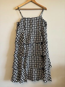 BRAVE & TRUE Ladies Black Dress Size Large Tiered Sleeveless  Geometric Summer - Picture 1 of 11