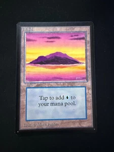 Magic The Gathering: Beta Island (A) MTG Beta - Picture 1 of 6