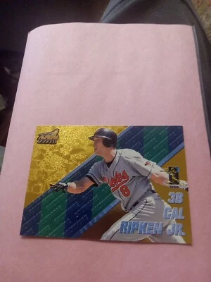 1998 Pacific Aurora Gold Cal Ripken Jr Baltimore Orioles. #8. - Image 1 of 2