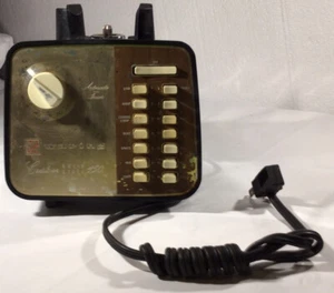 Vintage Waring Blender Solid State Model HL-16C 1202 Base Only TESTED - Picture 1 of 6