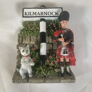Old Scotland "Kilmarnock" UK Kühlschrankmagnet Dudelsackspieler mit schottischem Hund - Bild 1 von 5