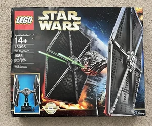 LEGO 75095 Star Wars UCS TIE Fighter 1685 piezas sellado ¡Nueva caja arrugada 2015! - Imagen 1 de 7