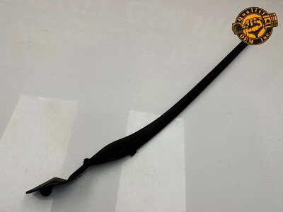 Jaguar F-Pace 2017-2025 - Parabrisas delantero izquierdo acabado de pilar moldura OEM Foto 1 de 4