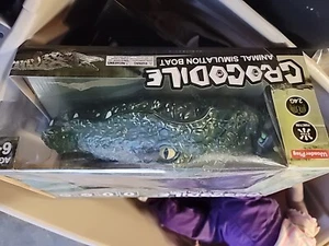 Crocodile Head Animal Simulation Boat. Fully Functional Remote Controlled 2.4G - Picture 1 of 8