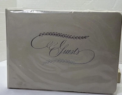 Libro de firma de invitados de boda/ocasión especial C.R Gibson con espacio para 418 invitados Foto 1 de 4