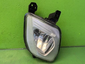 Faro antiniebla delantero derecho ford fiesta mk8 h1bb-15a254-ab 2017-2022 - Imagen 1 de 3