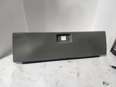 Ford 1980-86 80 81 I2 83 84 85 86 serie F y guantera Bronco puerta gris usado Foto 1 de 3