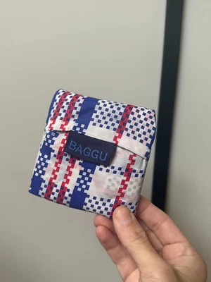 Bolso Reutilizable BAGGU Retirado Mercado Azul a Cuadros - Usado, Buen Estado Foto 1 de 4