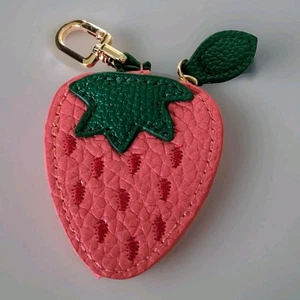 Süße Erdbeere Geldbörse Anhänger AirTag Halter Etui Reißverschluss Kunstleder Trendy - Bild 1 von 8