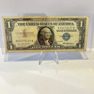 Silver Certificate $1 Dollar Bill Series 1957 * Old US Paper Currency - Picture 1 of 2