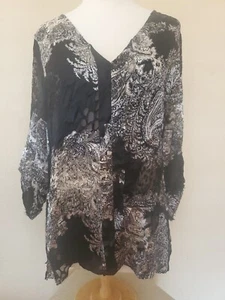 Buckle BKE Boutique Women's Top Pullover Semi Sheer RollTab Sleeve Multicolor LG - Picture 1 of 13