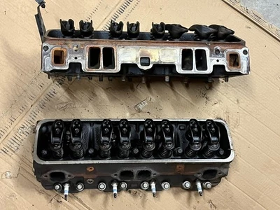 PAR de culatas Chevy GMC GM Chevrolet SBC Vortec 5.0 5.7 V8 Foto 1 de 4