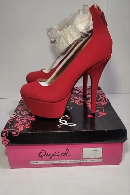 Zapatos de salón Qupid Psyche imitación gamuza tacón alto talla 7 correa para el tobillo punta cerrada rojo oscuro Foto 1 de 4