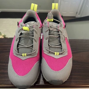 New North Face Pink And Gray Women’s Dry Vent Waterproof Sneakers - Picture 1 of 5