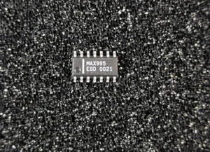 MAX995ESD Quad Alta Velocidad Micropotencia Comparador 14 PIN SOIC NUEVO MAX 995 GENUINO - Imagen 1 de 2