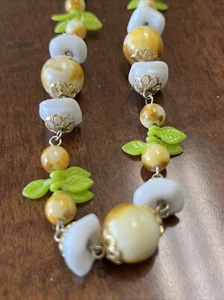 Vintage Plastic Bead Molded Leaf Strand Necklace Fruit Salad Style 28" - Picture 1 of 6