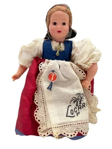 Costume popolare bambola souvenir svizzera vintage Locarno con collana croce 9" - Foto 1 di 10