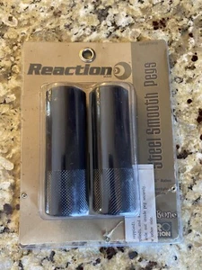 BMX Freestyle Bicycle Foot Pegs by REACTION 3/8" FISHBONE 4" NOS - Black - Picture 1 of 3