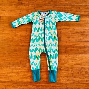 Bonds Baby White Green Zig Zag Watercolour Zip Wondersuit Size 0 BNWT 2016 - Picture 1 of 4