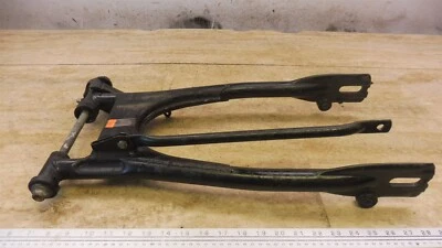 Honda CM400T 1980 Twin H1353-1) brazo oscilante trasero Foto 1 de 4