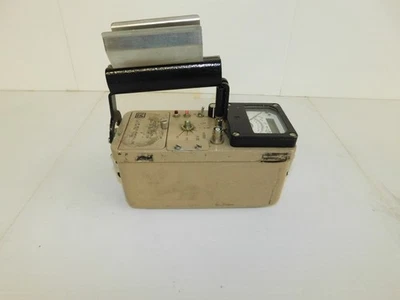 ESCALADOR/RATÍMETRO LUDLUM MEDICIONES MODELO 2224 (LNQ20) Foto 1 de 4