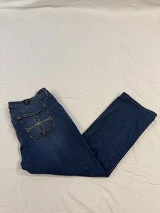 Wrangler Women’s Aura Booty Up Boot Cut Jeans WUB42OS Size 18 Average Blue Denim - Picture 1 of 12