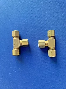 TWO 1/4' BRASS COMPRESSION TEE - Picture 1 of 1