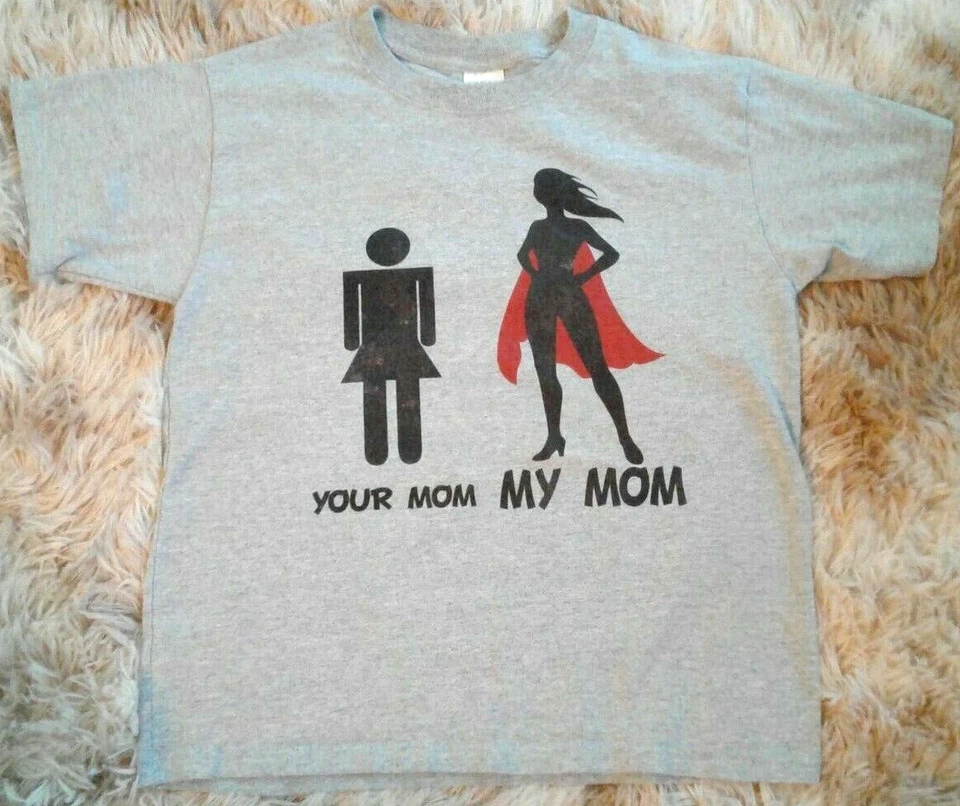 Boys Youth Small Short Sleeve Shirt Gildan Heavy Cotton 'Mom' Novelty Crew Neck - Image 1 of 4