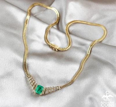 Collar de 16" de oro amarillo de 14 k con esmeralda natural y diamantes redondos de 0,83 quilates de 1,86 quilates Foto 1 de 4