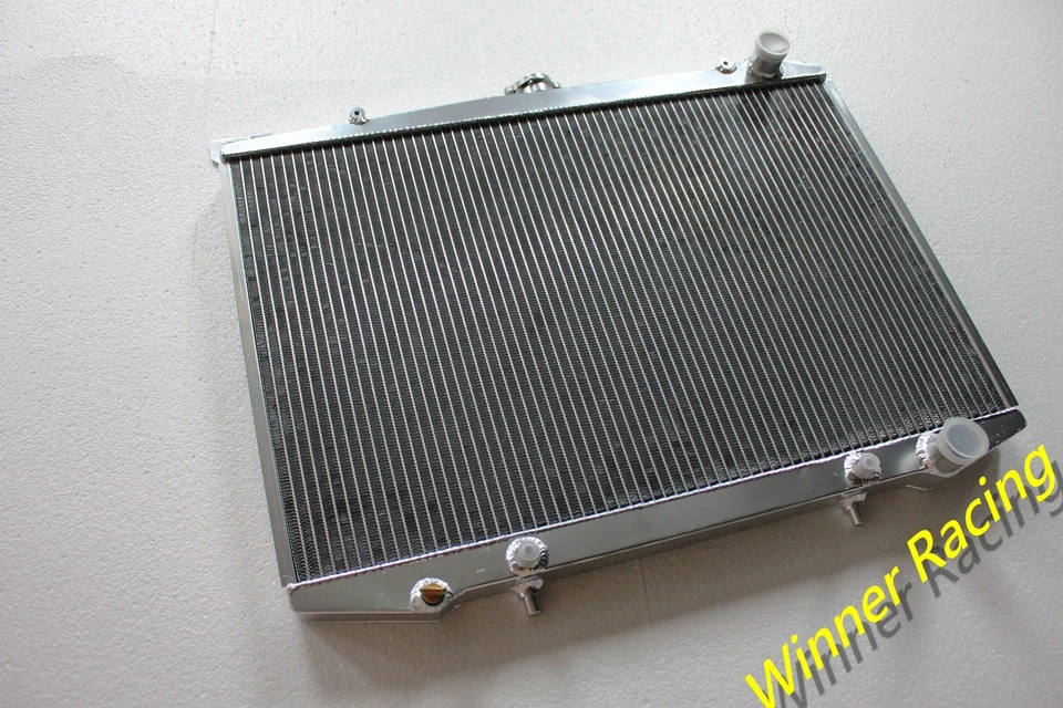 RADIADOR DE ALUMINIO PARA NISSAN PATHFINDER SE/XE 3.0 1987-1995; NISSAN D21 1986-1994 Foto 1 de 4