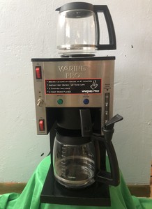 waring Pro 12 cup coffee maker model WC1000 stainless hot water carafes warm pla