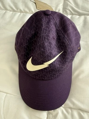NUEVO CON ETIQUETAS Nike Kylian Mbappe Gorra Gorra Ajustable Púrpura IB4175-585 Niños OSFA Mercurial Foto 1 de 4