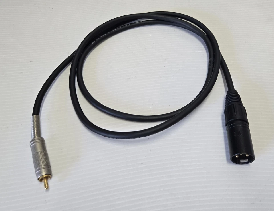 Cable de audio Mogami Neglex 2549 Neutrik Gold XLR macho a RCA 4,5 pies Foto 1 de 1